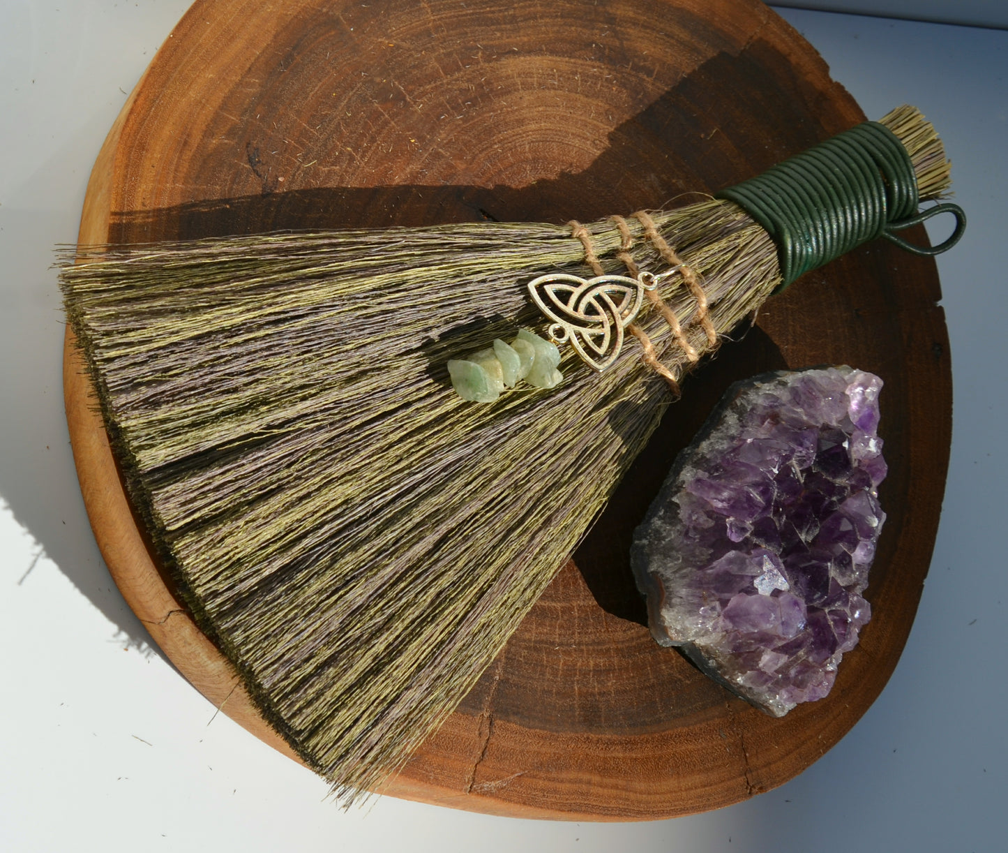 Witches Besom - Triquetra